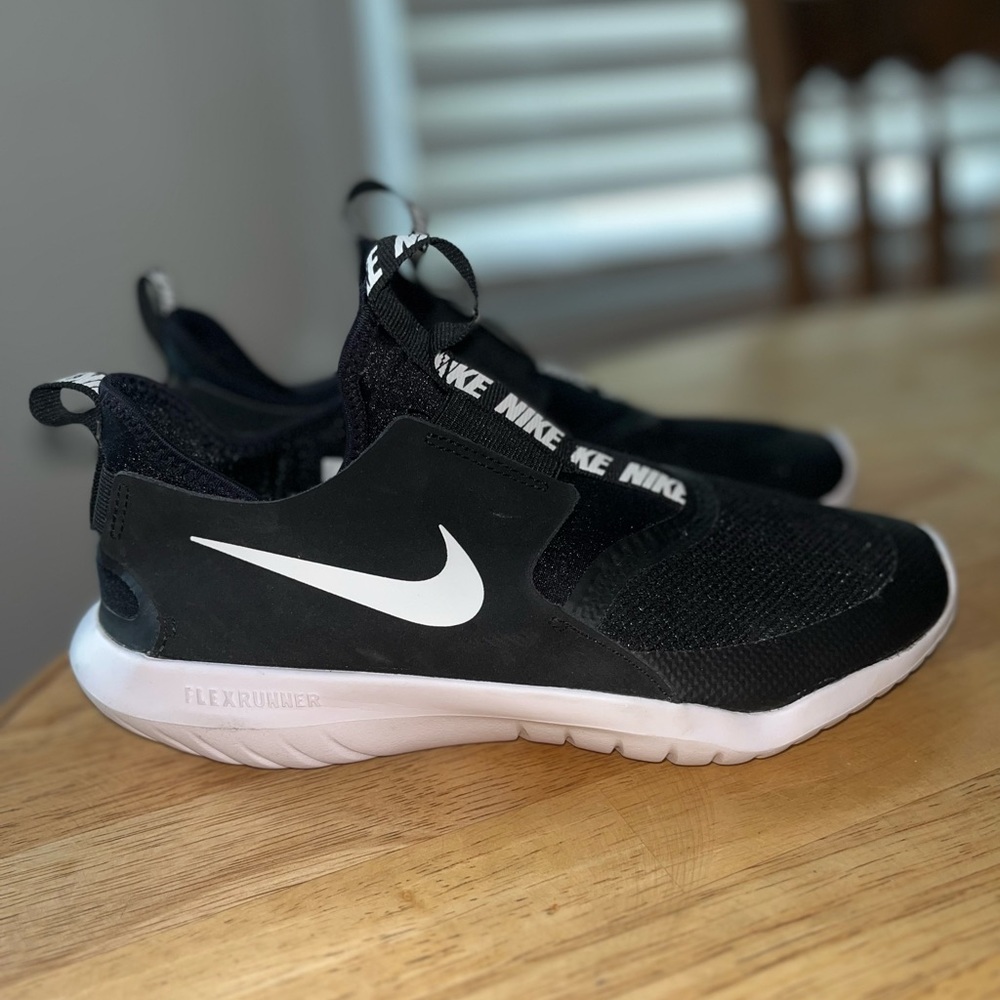 Flex runner Nike shoes